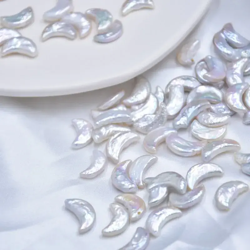 Baroque Pearl Moon Shaped Pearl Stars Wholesale - Image 4