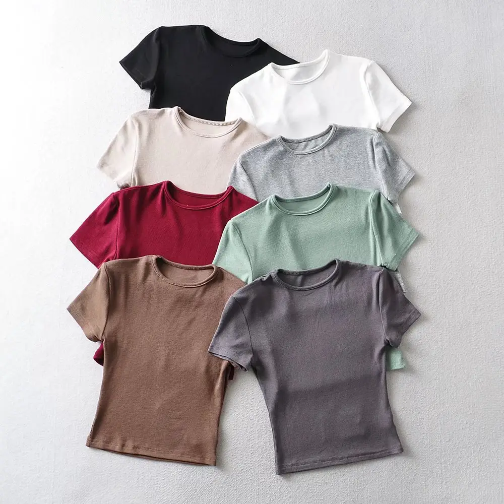 Black Slim Fitting Round Neck T-Shirt for Men - Image 10