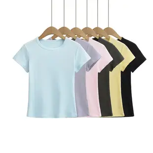 Black Slim Fitting Round Neck T-Shirt for Men — feature 12