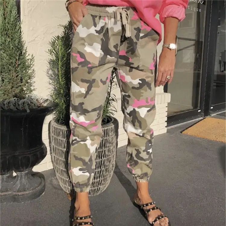 Camouflage Cropped Pants with Digital Print Waistband