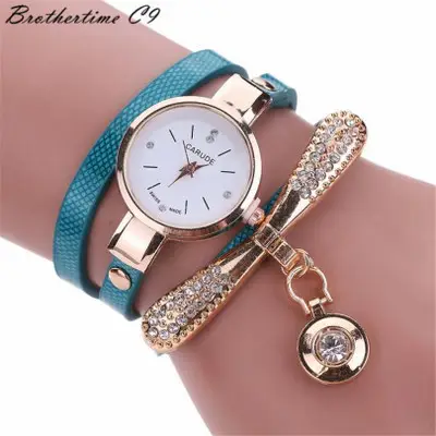 2020 Fashion Fashion Bracelet Spot Winding Dragonfly Diamond Women Bracelet Student Quartz Watch Wholesale