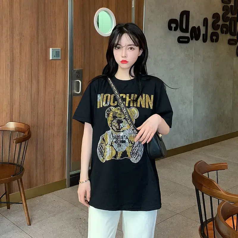 Women's Black Mocchin Bear Print T-Shirt Large — feature 10