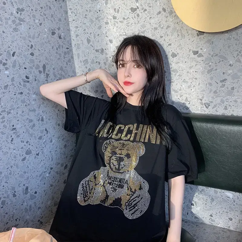 Women's Black Mocchin Bear Print T-Shirt Large — feature 17