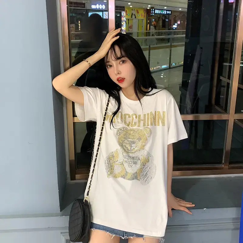 Women's Black Mocchin Bear Print T-Shirt Large — feature 25