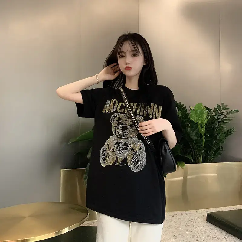 Women's Black Mocchin Bear Print T-Shirt Large — feature 8