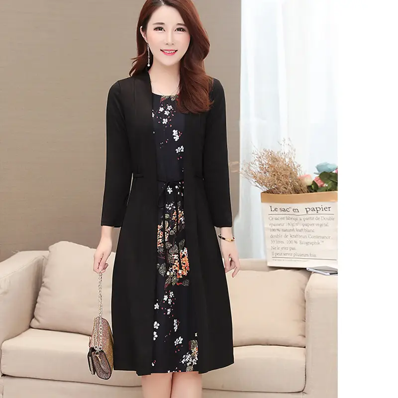 Elegant Maroon Floral Belted Dress for Women - Image 3