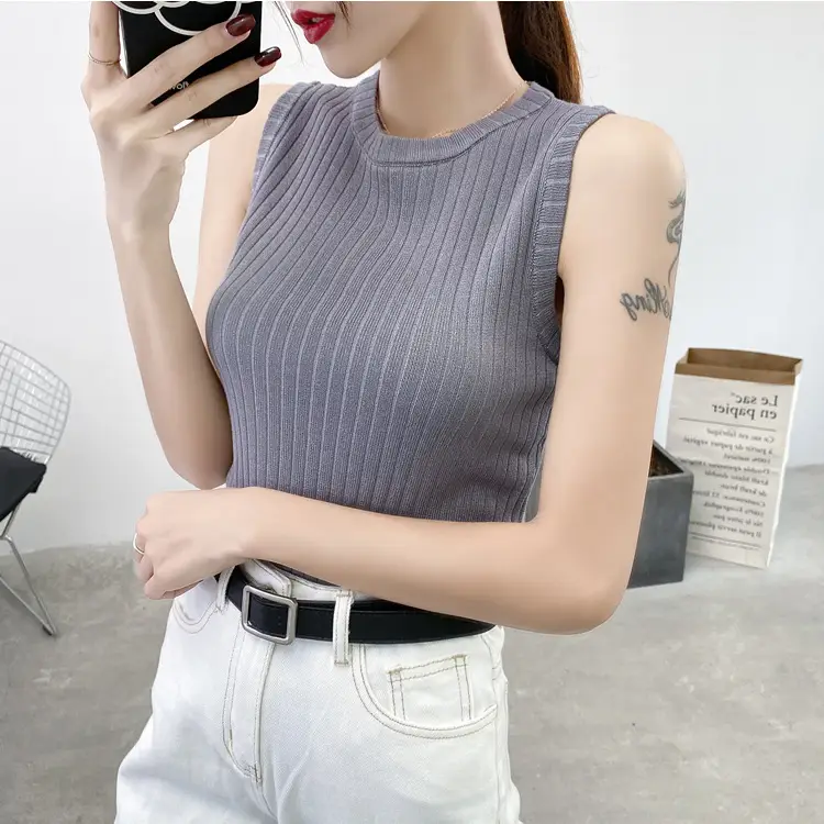 Women Knitted Sleeveless Vest Black Slim Fit - Image 4