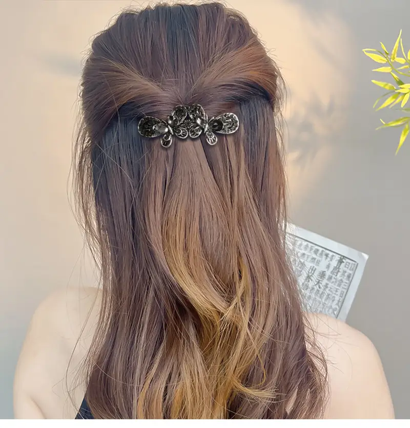 Crystal Butterfly Hairpin for Women Korean Style — feature 1