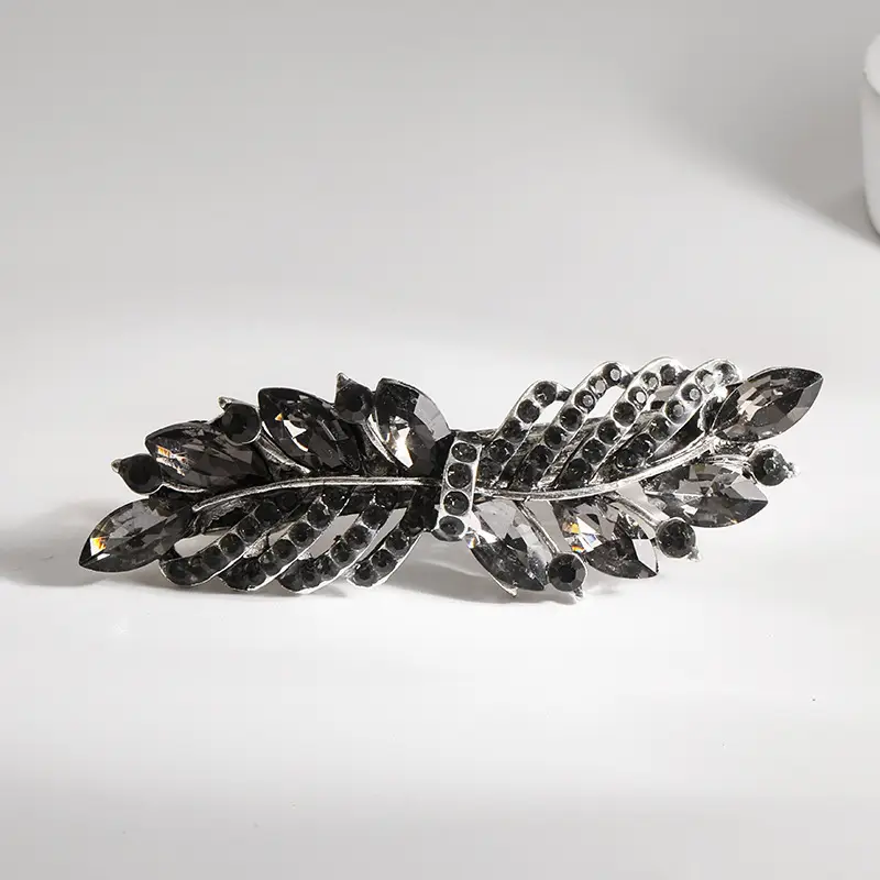 Crystal Butterfly Hairpin for Women Korean Style - Image 3