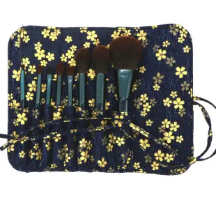 10 Diamond Crystal Makeup Brushes Set with Acrylic Handles — feature 2
