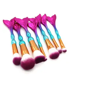 10 Diamond Crystal Makeup Brushes Set with Acrylic Handles — feature 4