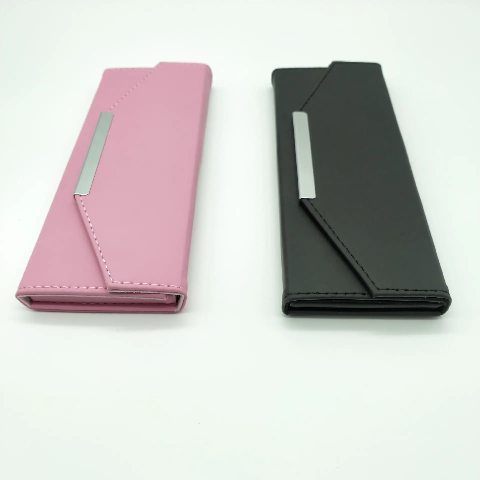Magnet Storage Bag for Eyelash Beauty Tools - Image 14