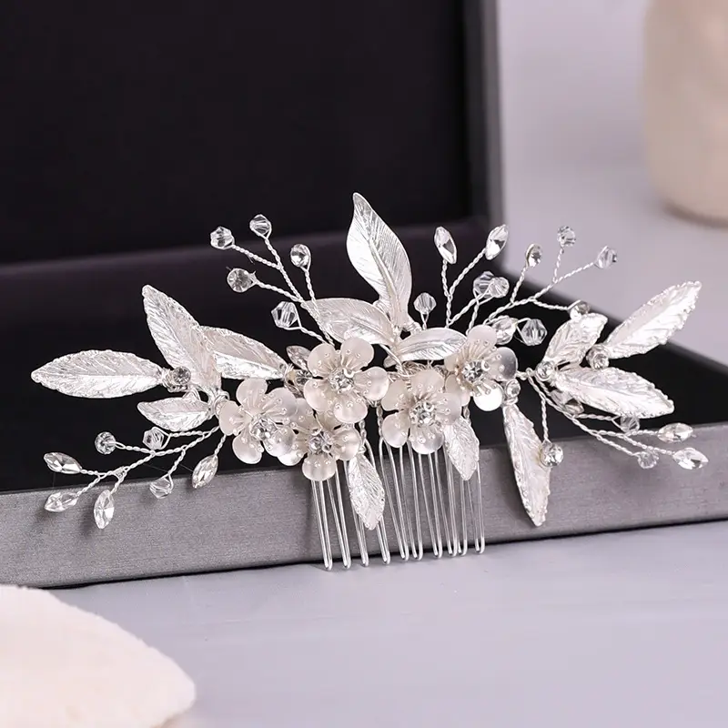 Tuanming Bridal Hair Comb with Pearl Crystal Leaf Design - Image 3