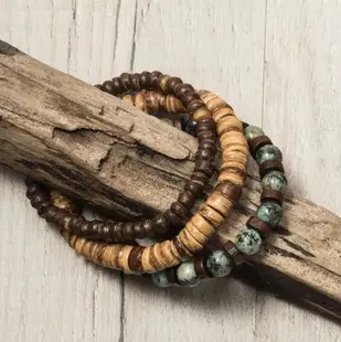Black Frosted Stone Crown Lion Head Bracelet Set — feature 2