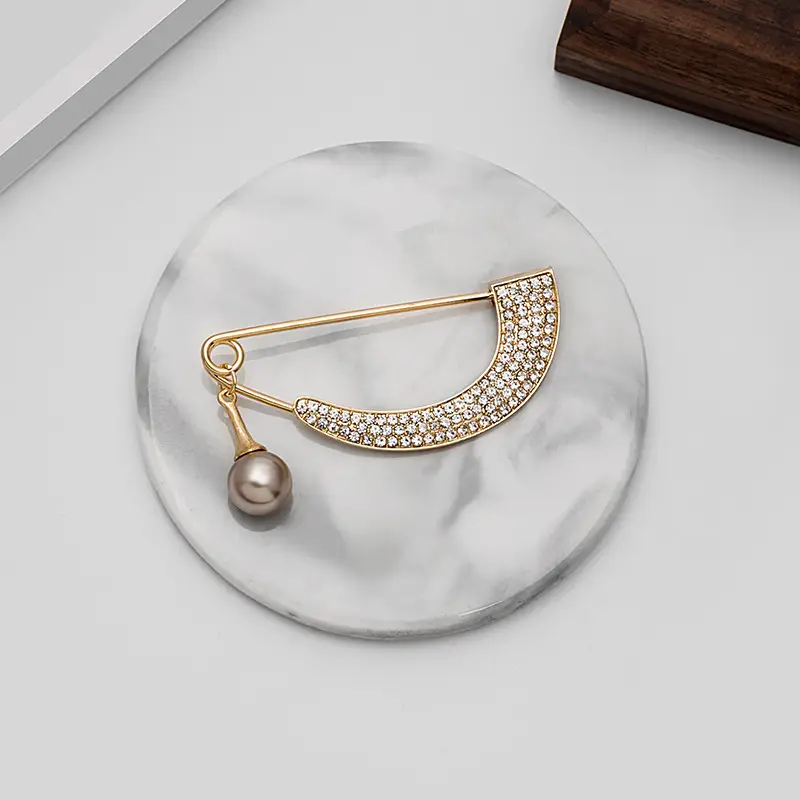 Curved Pearl Brooch Pin with Full Diamond Design - Image 6