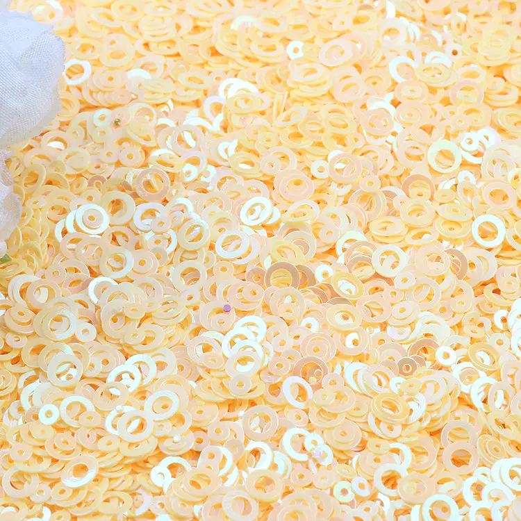 Small Bubble Hollow Circle Ring Sequins for Christmas & Weddings - Image 4