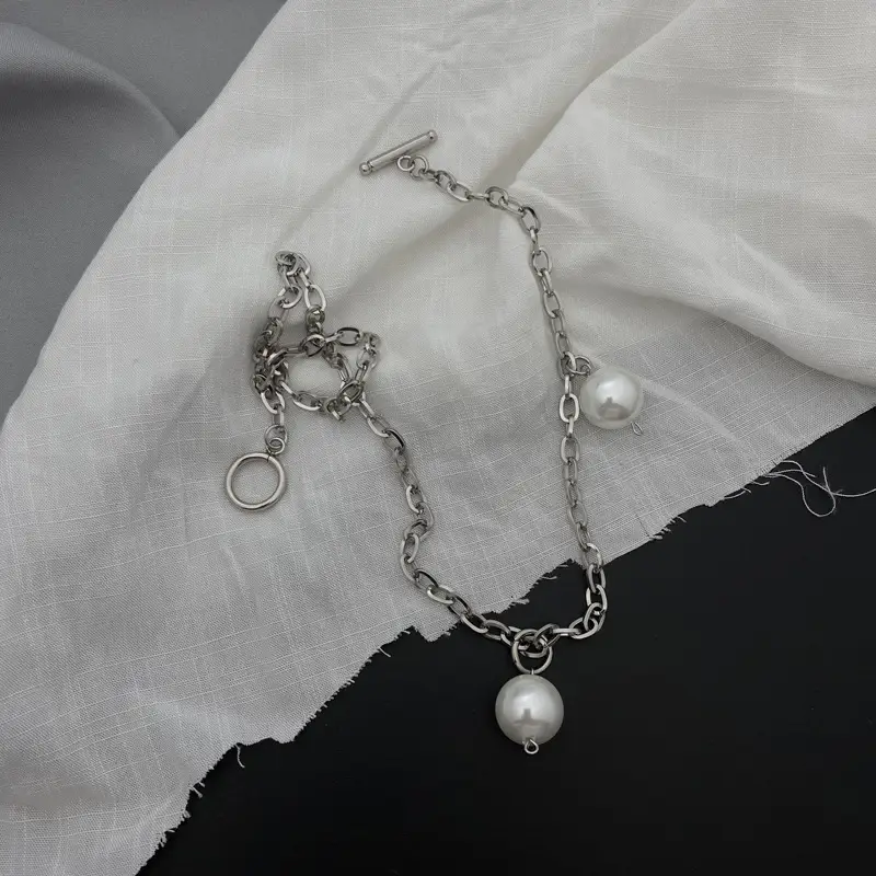 Vintage Pearl Necklace with Spliced Shell Beads Unisex — feature 13