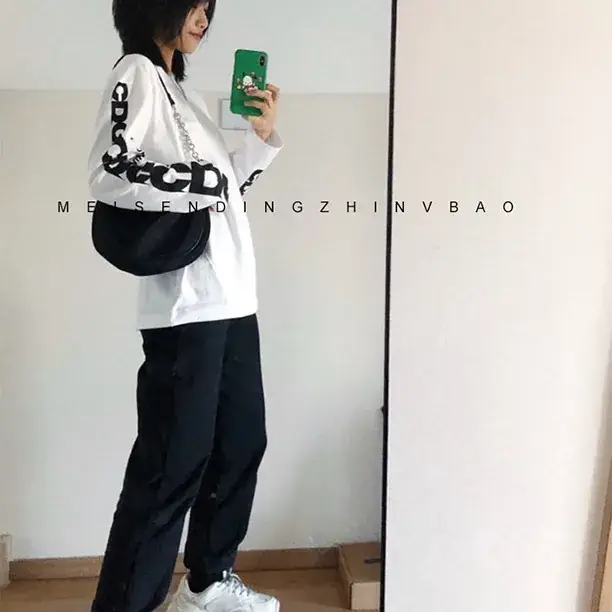 Minimalist Cold Retro Summer Bag 2025