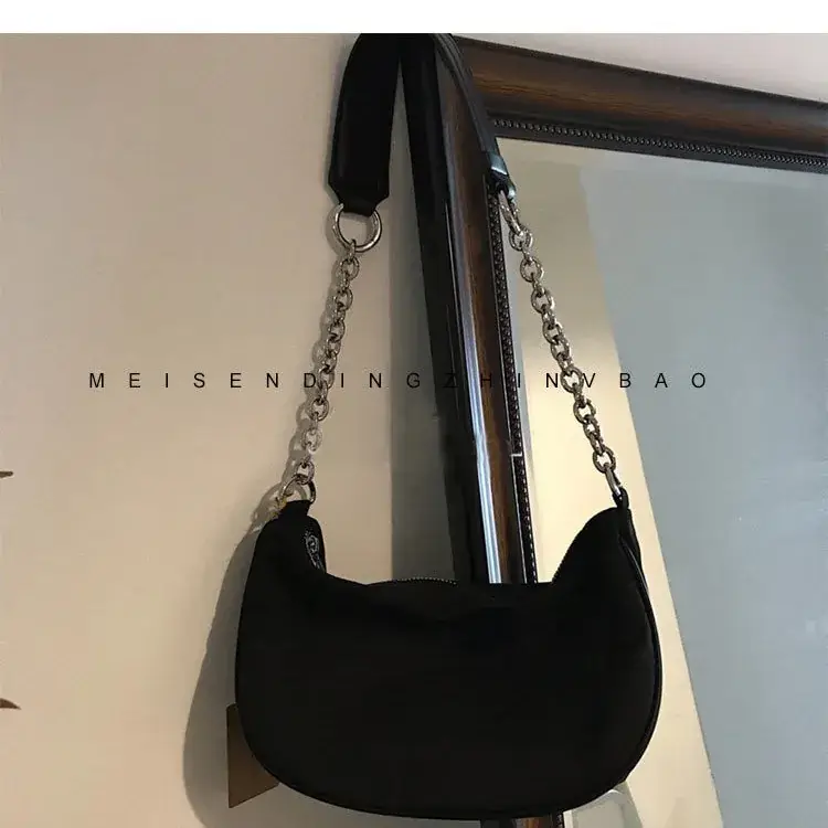 Minimalist Cold Retro Summer Bag 2025