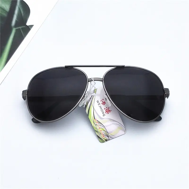 Men's Black Metal Sunglasses Wholesale - Image 7