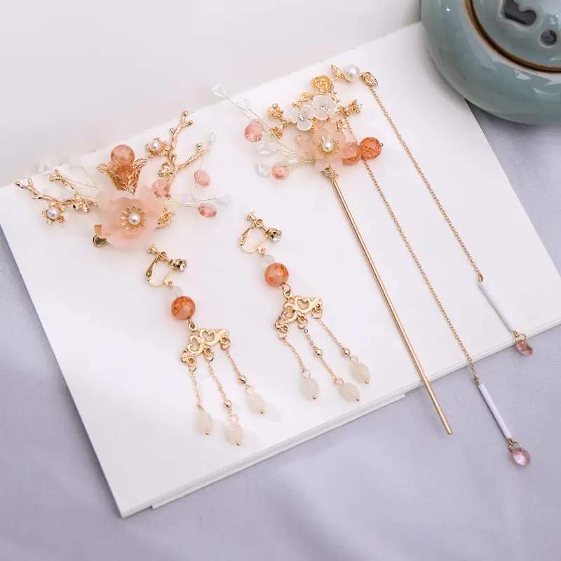 Tuan Ming Antique Hairpin with Flower Tassels - Image 3