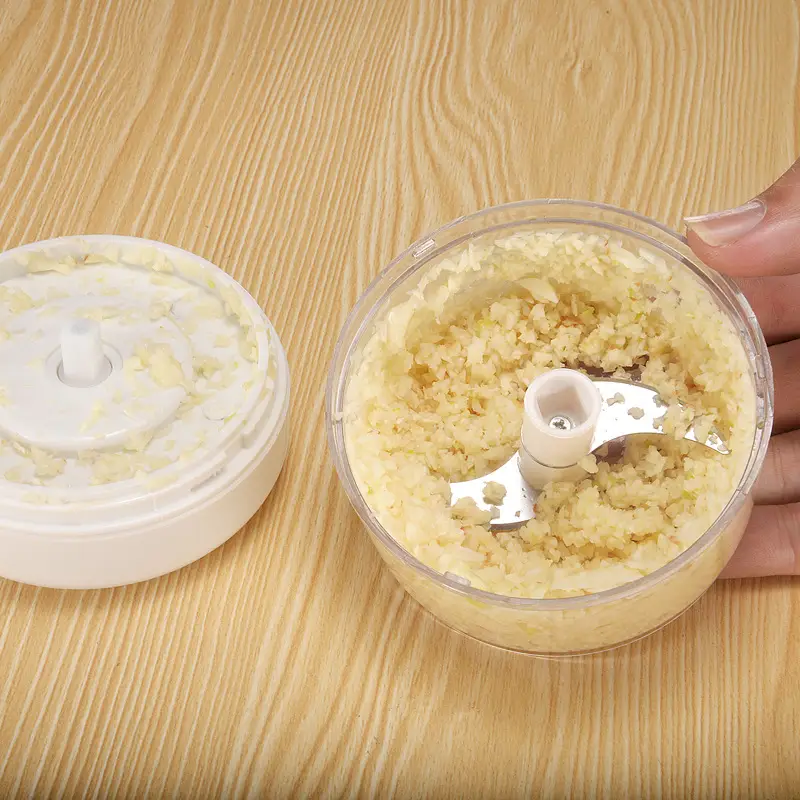 Mini Garlic Masher for Fresh Garlic Puree - Image 4