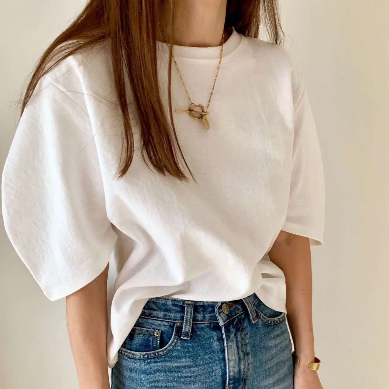 Women White Curved Sleeve T-Shirt Short Sleeve Cotton Spring Summer