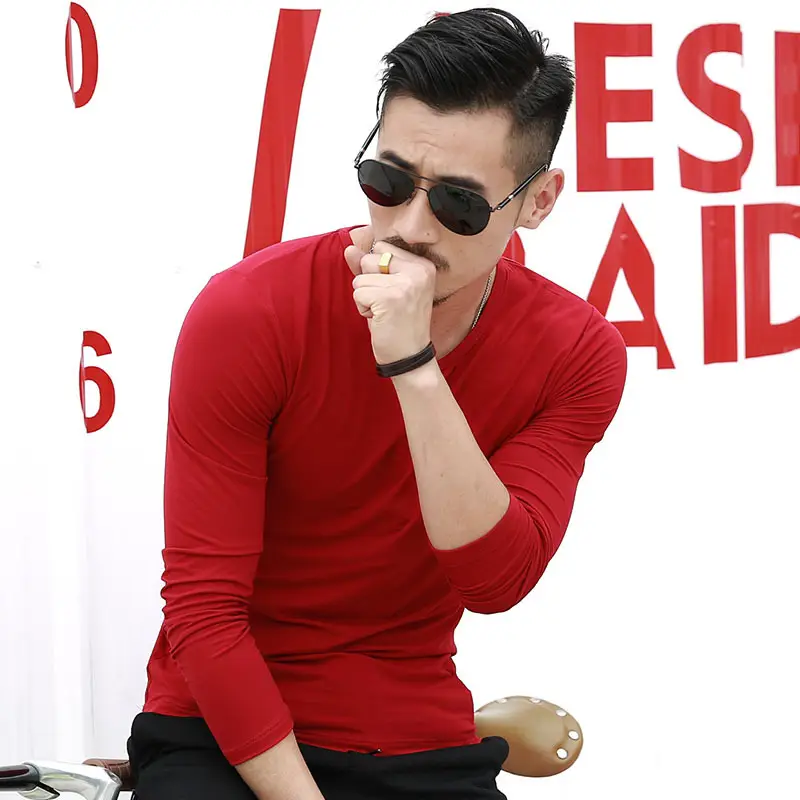 Men's Black V-Neck Long Sleeve T-Shirt - Image 4