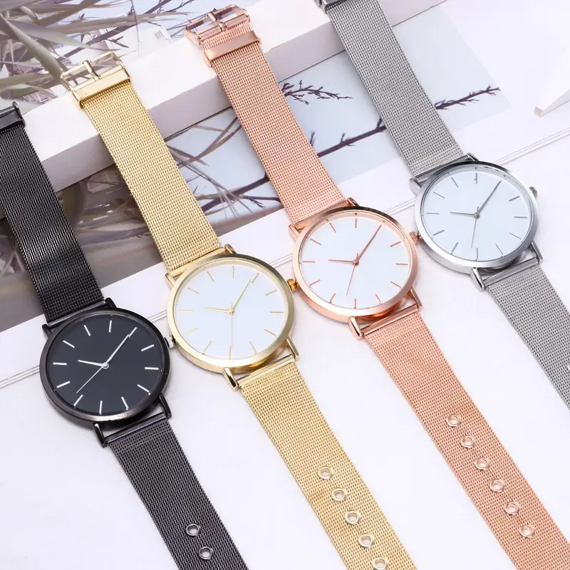 Gold Mesh Strap Women's Quartz Watch — feature 1