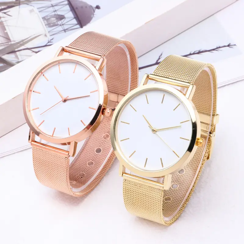 Gold Mesh Strap Women's Quartz Watch — feature 3