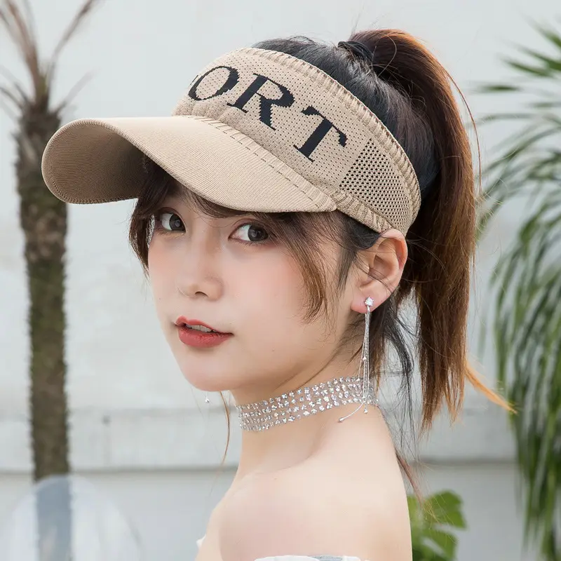Women's Korean Version Baseball Visor Cap with Diamond Choker