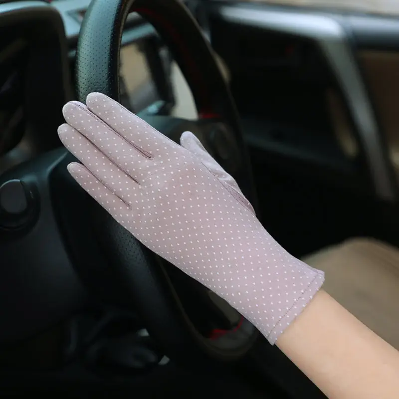 Women's Grey Touch Screen Gloves with Butterfly Design — feature 9