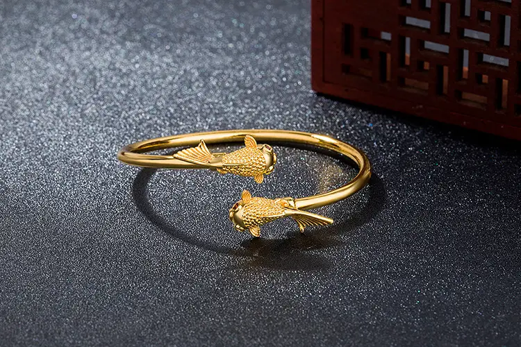 Burmese Fish Gold Plated Double Eye Bracelet — feature 6