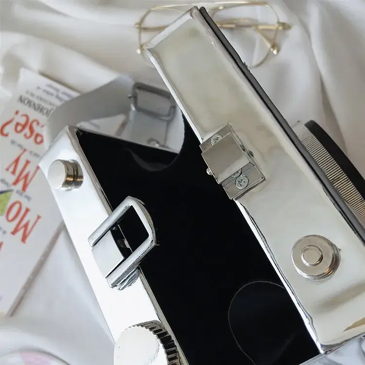 2023 Black Wide Shoulder Strap Camera Bag — feature 29