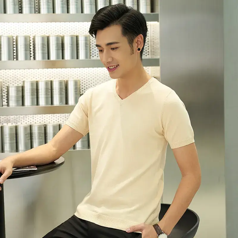 Men V-neck Solid Color T-Shirt Slim Fit - Image 4