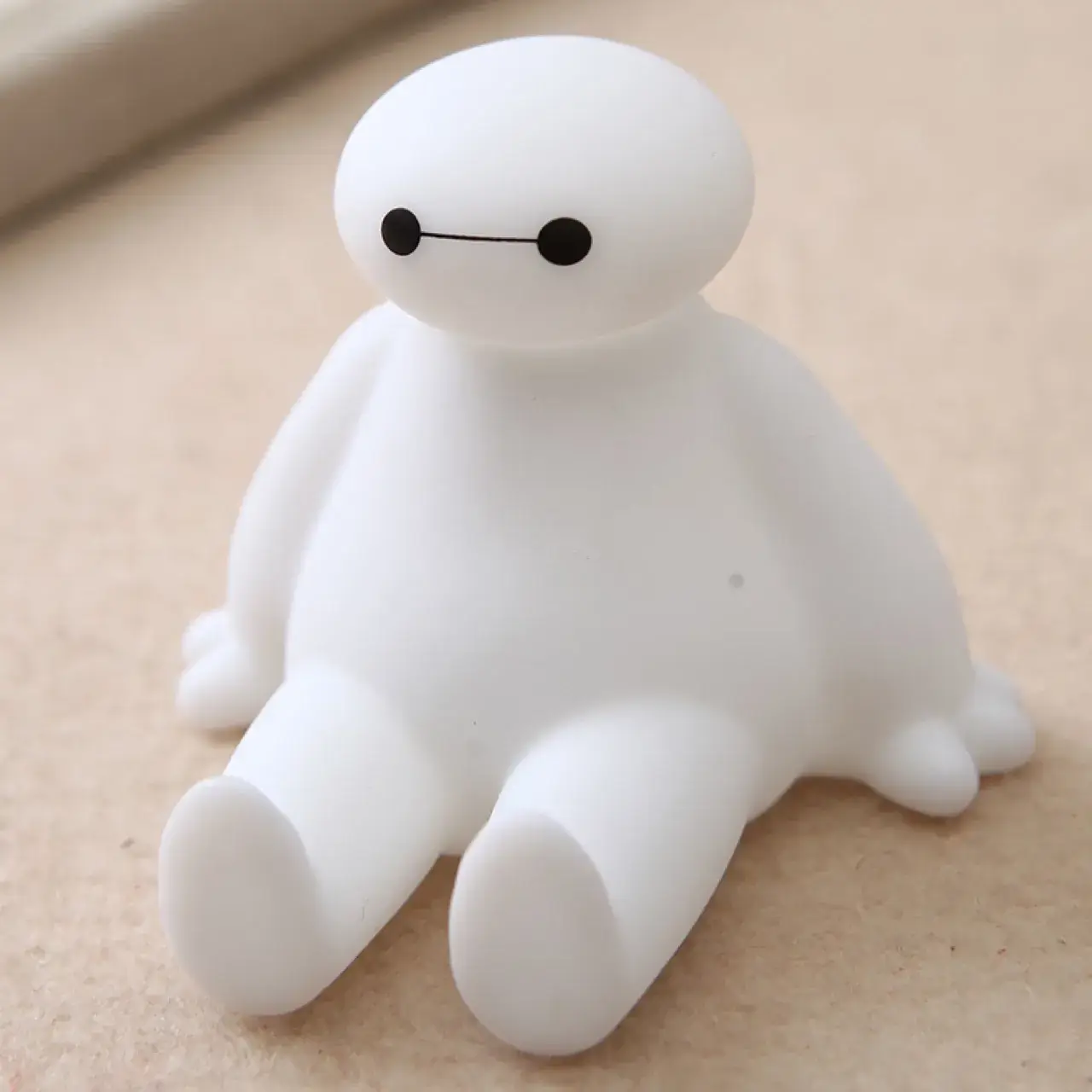 Small Cartoon Mobile Phone Holder for Events & Gifts — feature 7