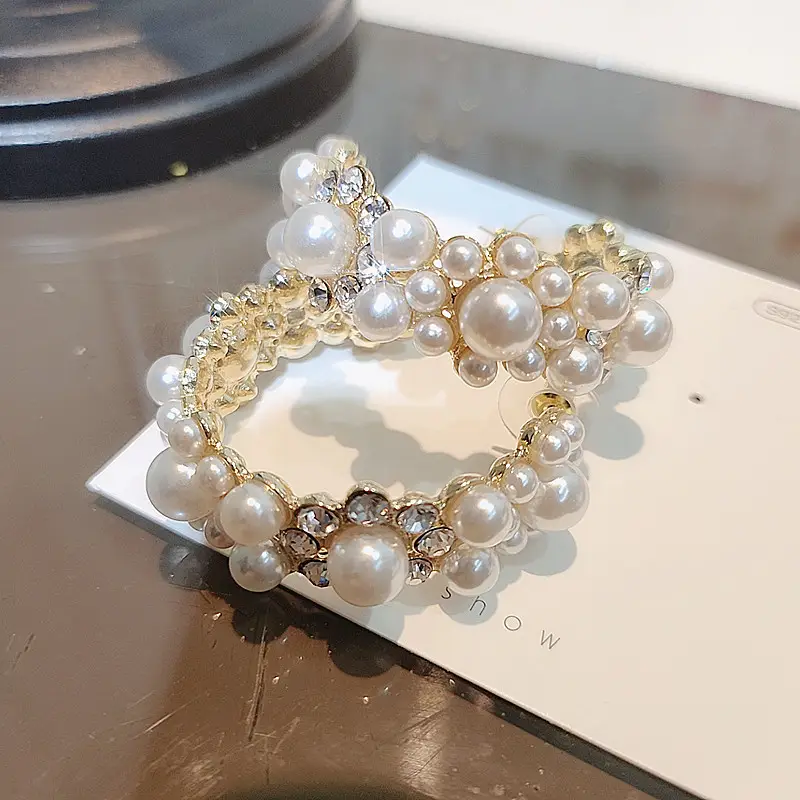 Luxury Pearl Hoop Earrings for Women - Image 5