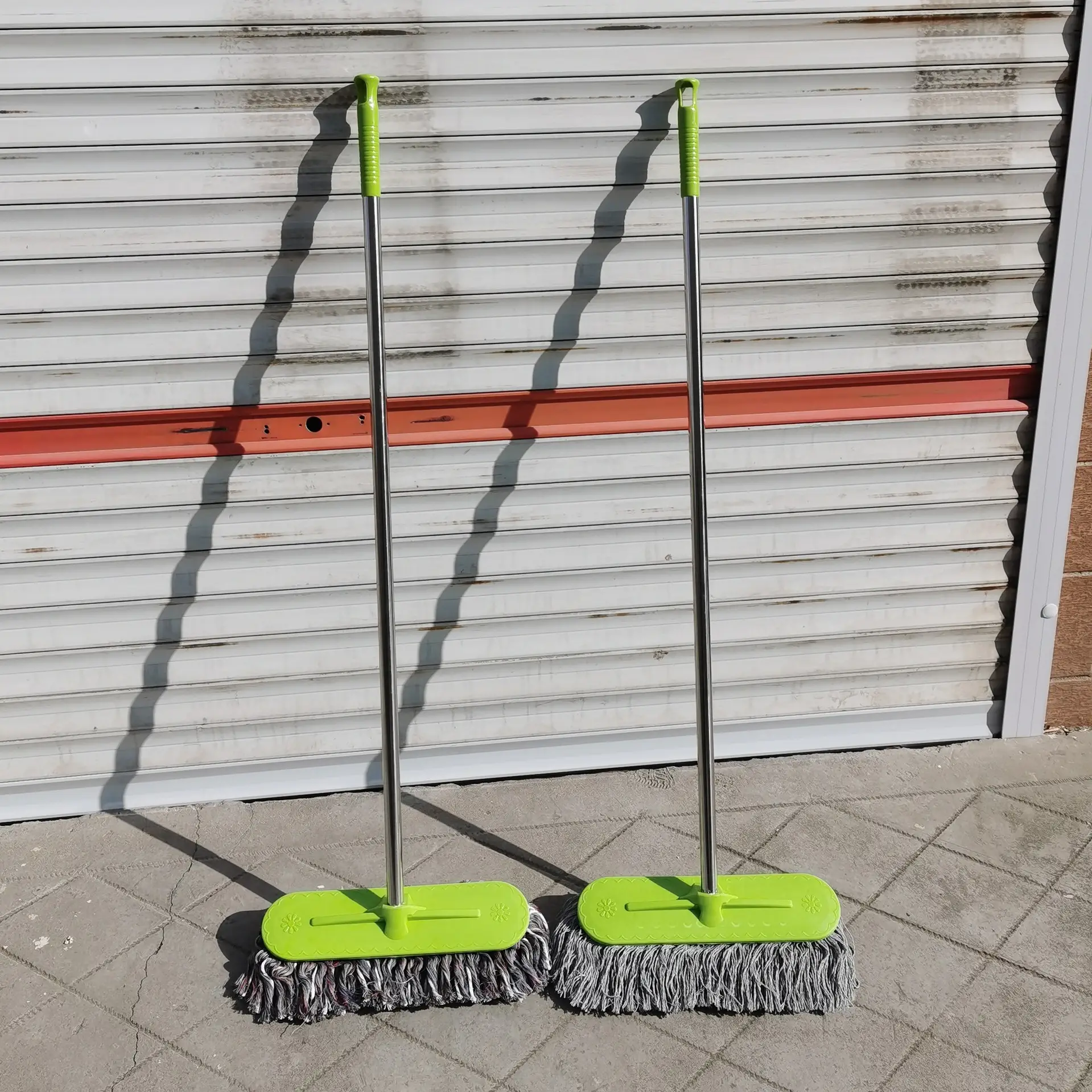 Snowtail Folding Mop with 360 Rotation Head — feature 13