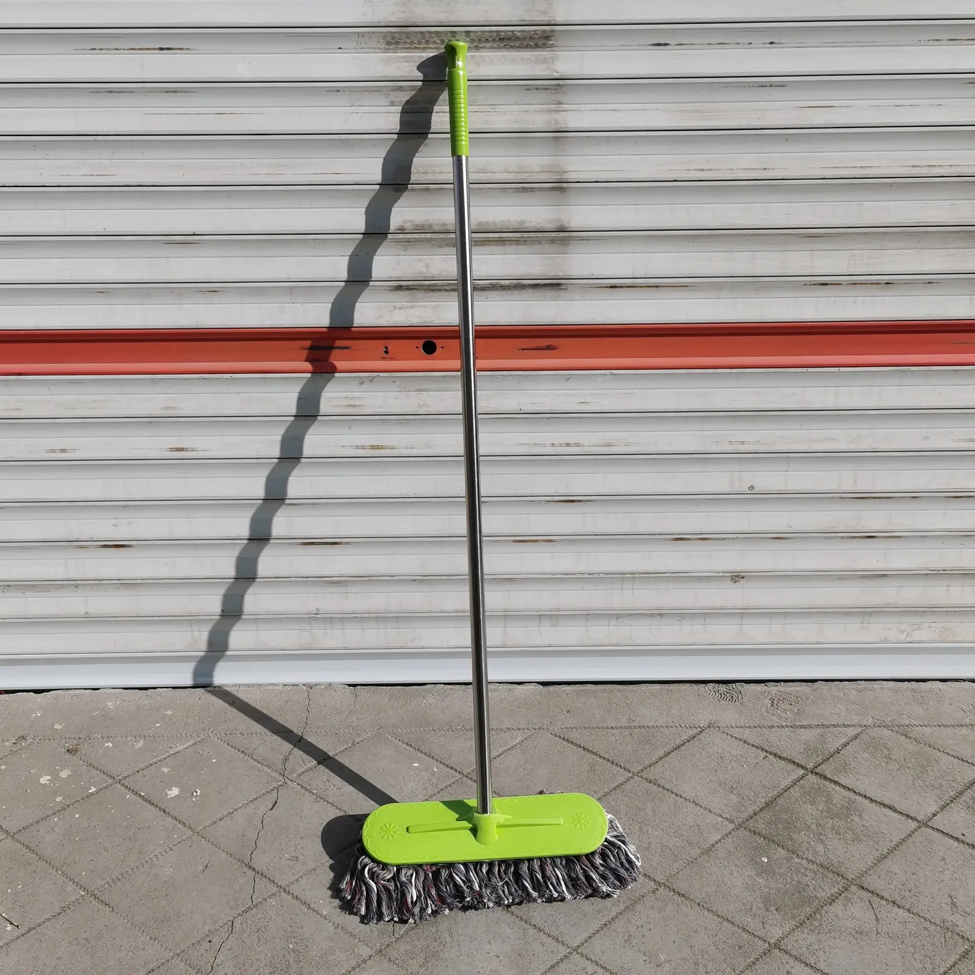 Snowtail Folding Mop with 360 Rotation Head — feature 15