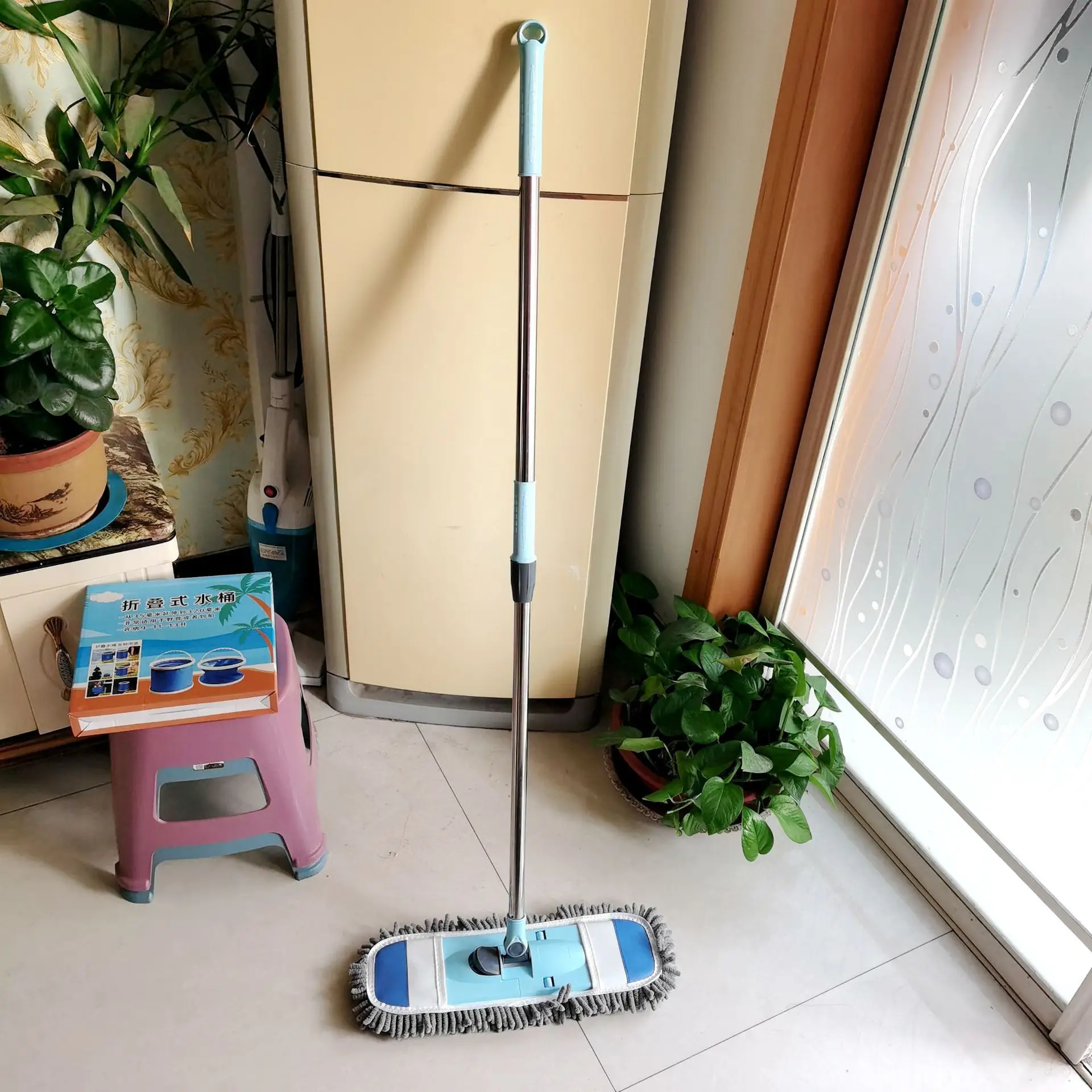 Snowtail Folding Mop with 360 Rotation Head — feature 4