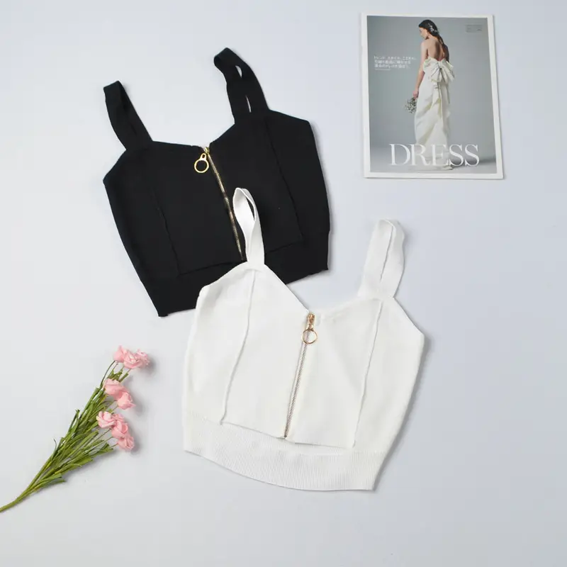 Red Knitted Summer Top with Zip Front — feature 6