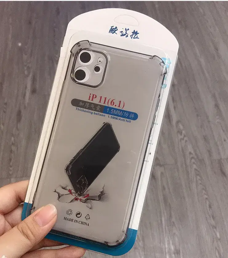 Transparent iPhone 15 Pro Max Protective Case with Drop Protection - Image 2