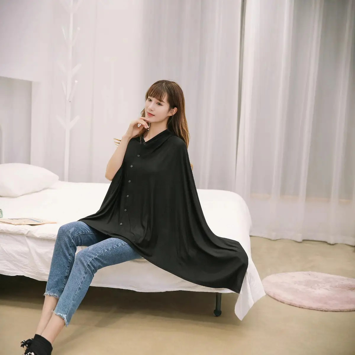 Pink Anti-Exposure Breastfeeding Shawl for Pregnant Women