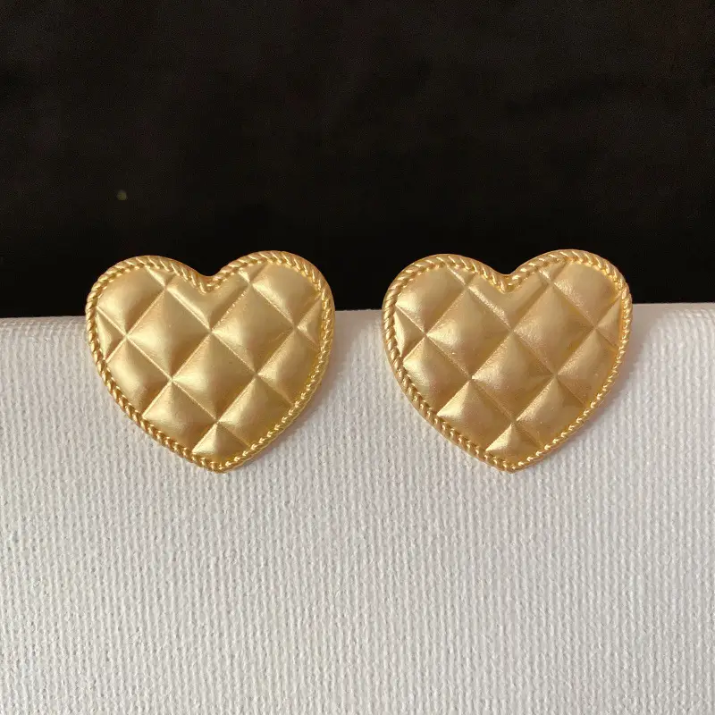 Qingdao Pearl Earrings Gold Plated Round Hollow - Image 7