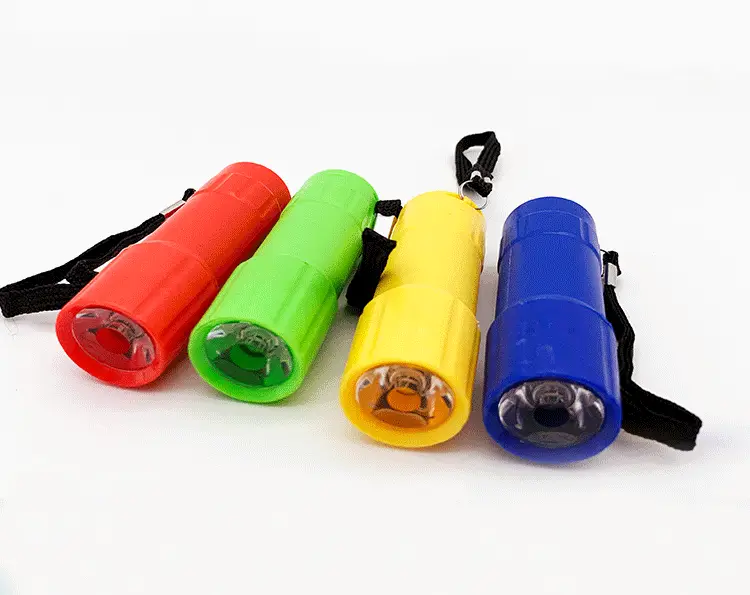 Outdoor LED Flashlight Yellow Dry Battery Portable — feature 12