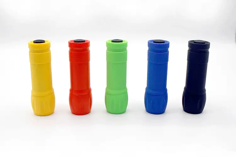 Outdoor LED Flashlight Yellow Dry Battery Portable — feature 19