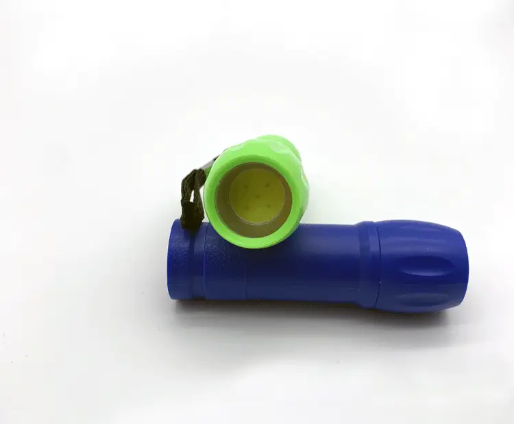 Outdoor LED Flashlight Yellow Dry Battery Portable — feature 22