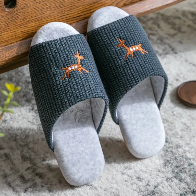 New Open-Toe Indoor Summer Cotton Slippers for Couples, Suitable for Men and Women, Quiet Floor Slippers for Home Use