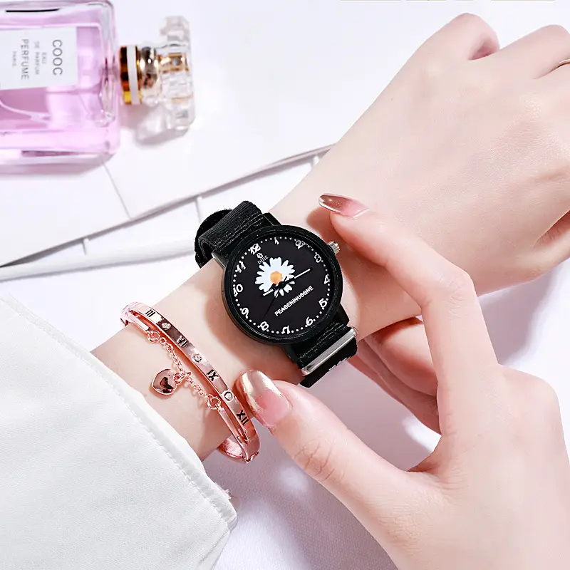 Black Couple Watch for Women's Fashion Elegant Luxury Quartz - Image 3