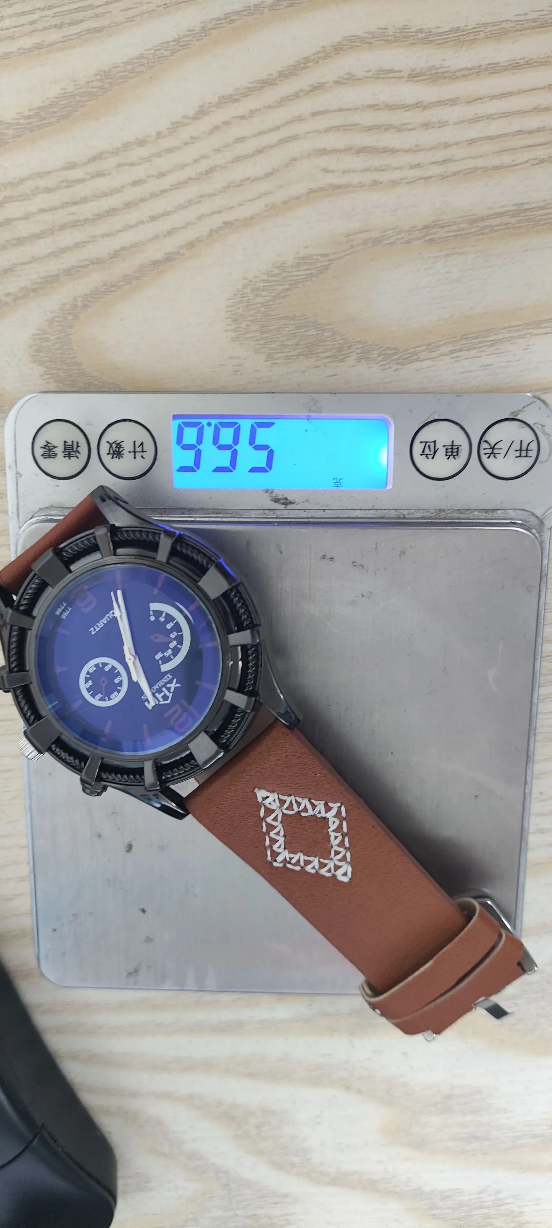 Vintage Style Watch Set with Belt, Wallet, Pen & Perfume — feature 15